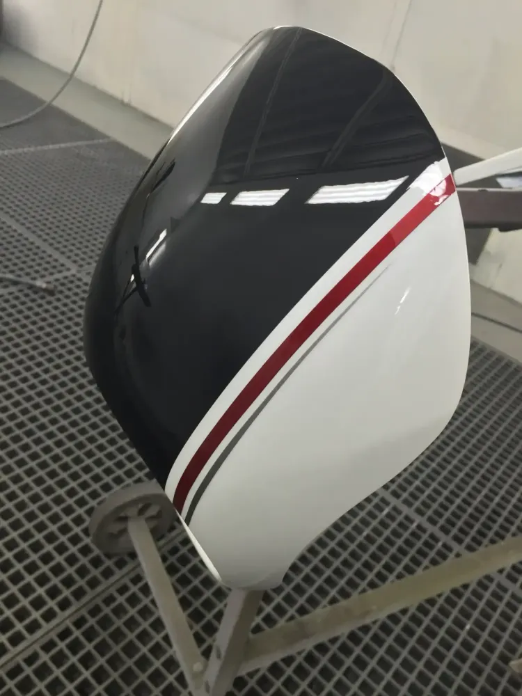 Harley Davidson – Redressage réservoir & peinture déco 3 tons (11)