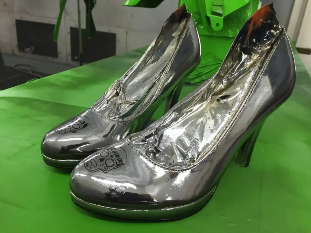 Escarpins chrome – Déco noire (Nantes 44)-5