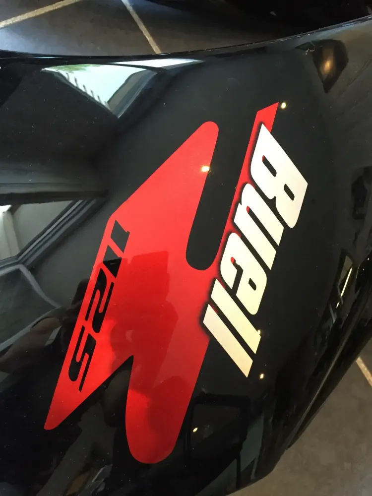 Buell « Bretagne » – Peinture aérographie, vernis mat (Nantes 44) (3)