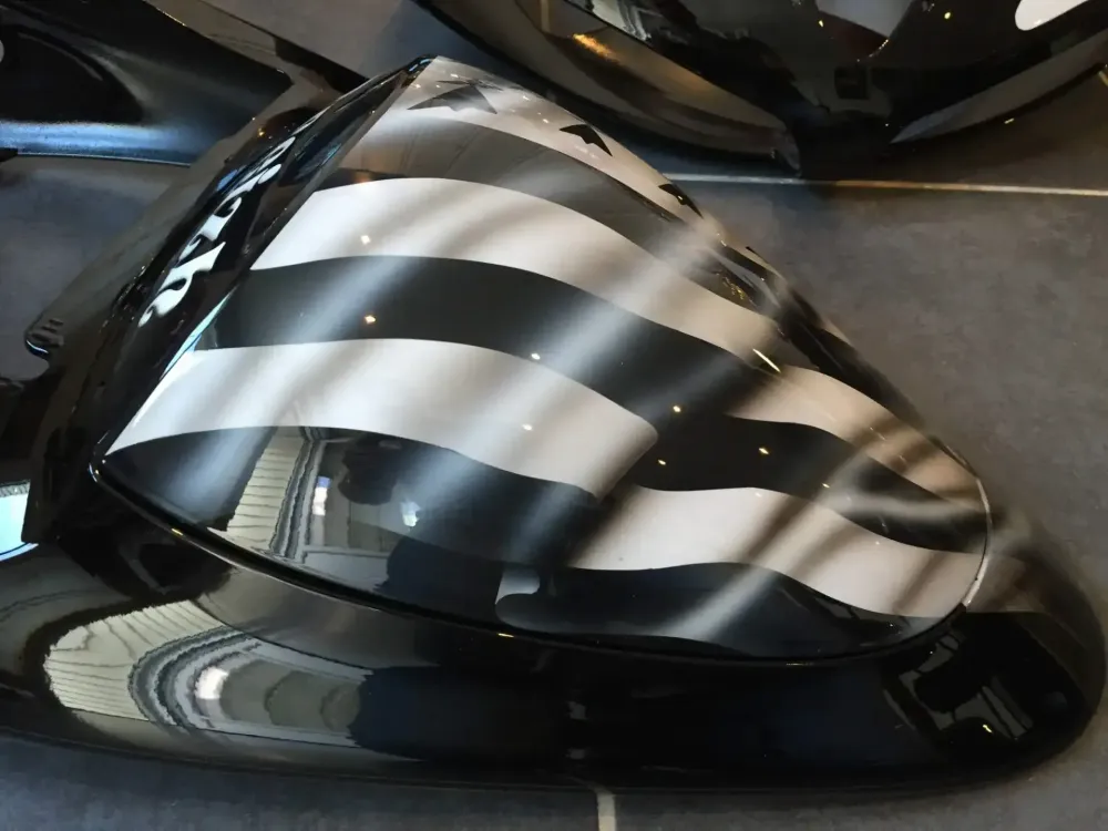 Buell « Bretagne » – Peinture aérographie, vernis mat (Nantes 44) (4)