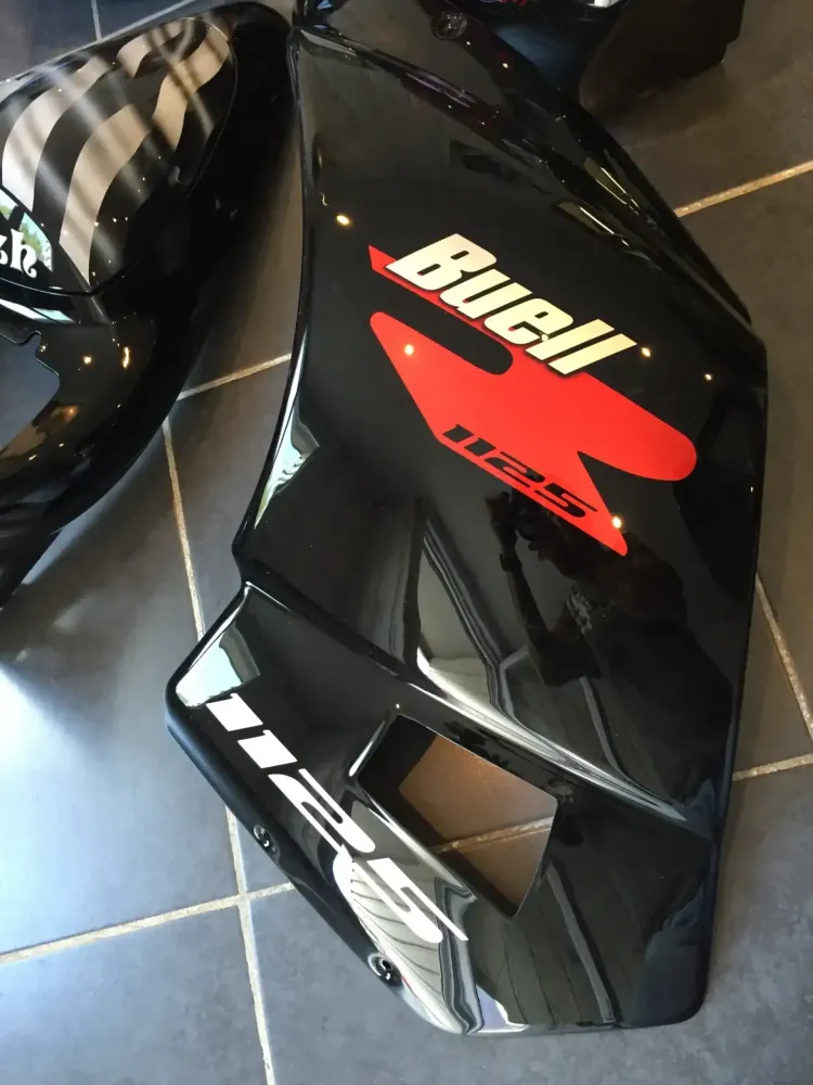 Buell « Bretagne » – Peinture aérographie, vernis mat (Nantes 44) (13)