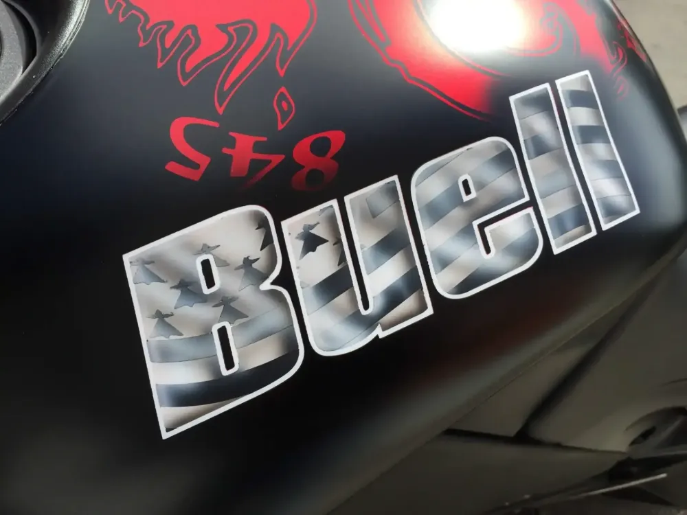 Buell « Bretagne » – Peinture aérographie, vernis mat (Nantes 44) (15)