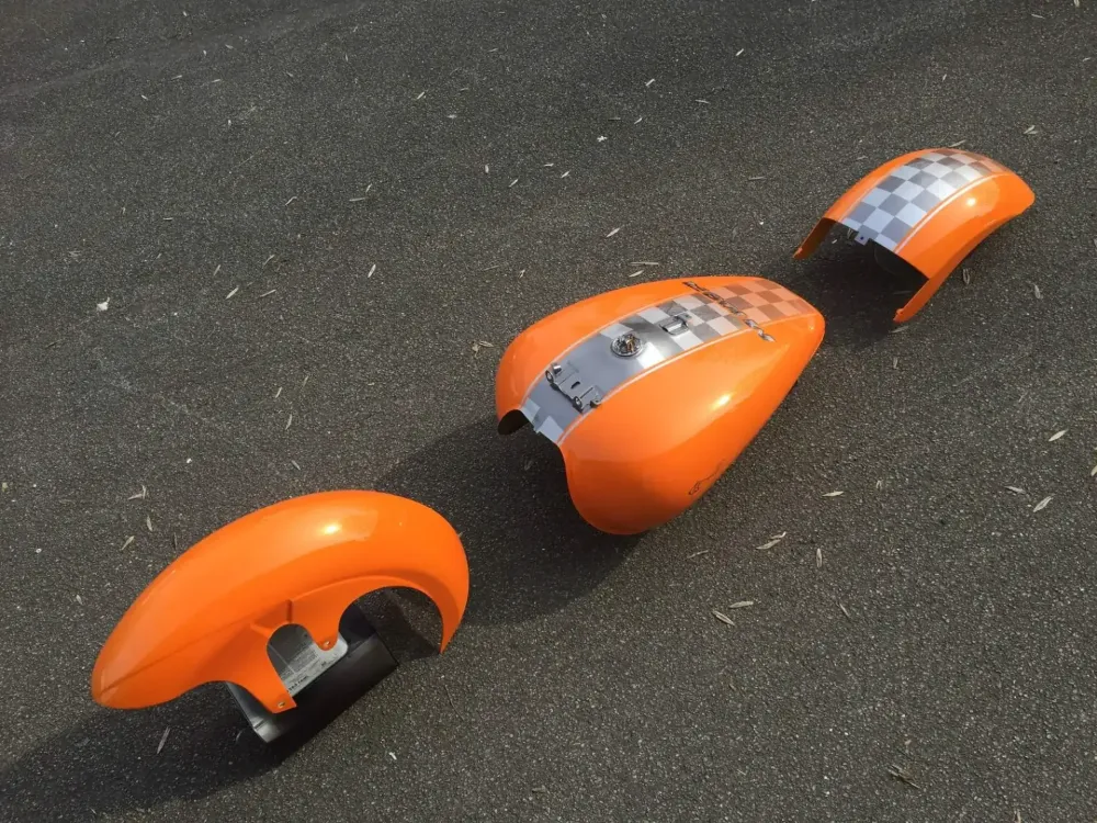 Suzuki Intruder Lamborghini – Peinture personnalisée (51)