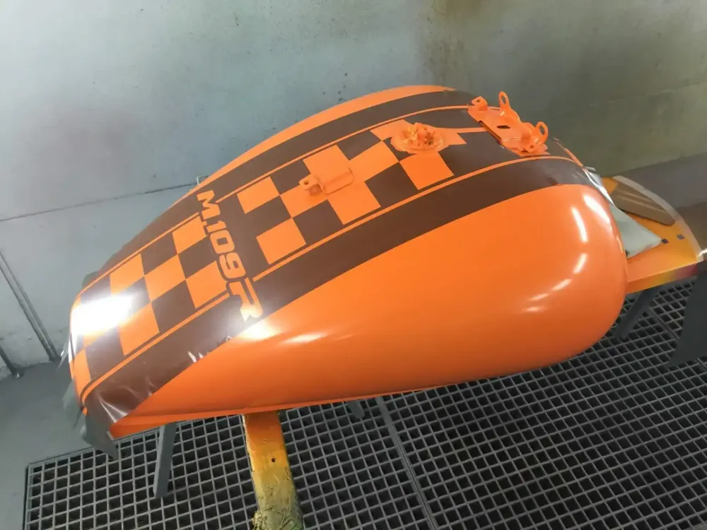 Suzuki Intruder Lamborghini – Peinture personnalisée (55)