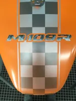 Suzuki Intruder Lamborghini – Peinture personnalisée (63)