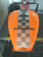 Suzuki Intruder Lamborghini – Peinture personnalisée (64)