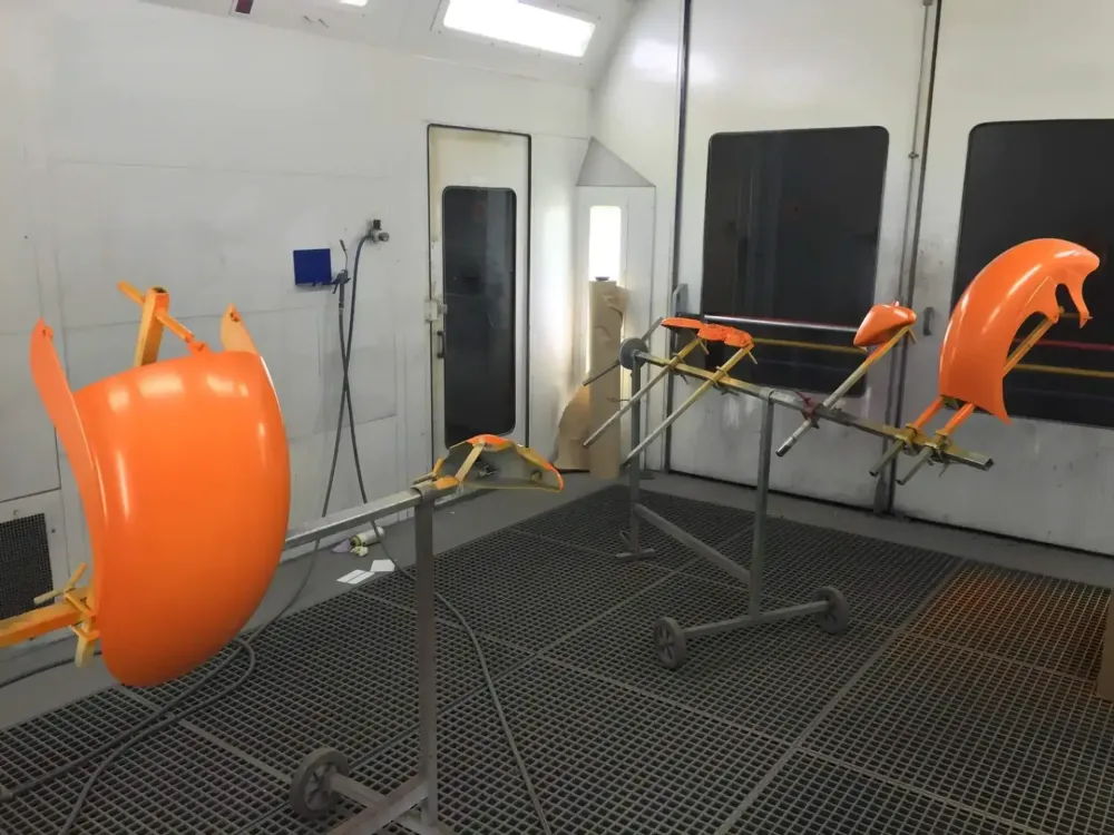 Suzuki Intruder Lamborghini – Peinture personnalisée (45)