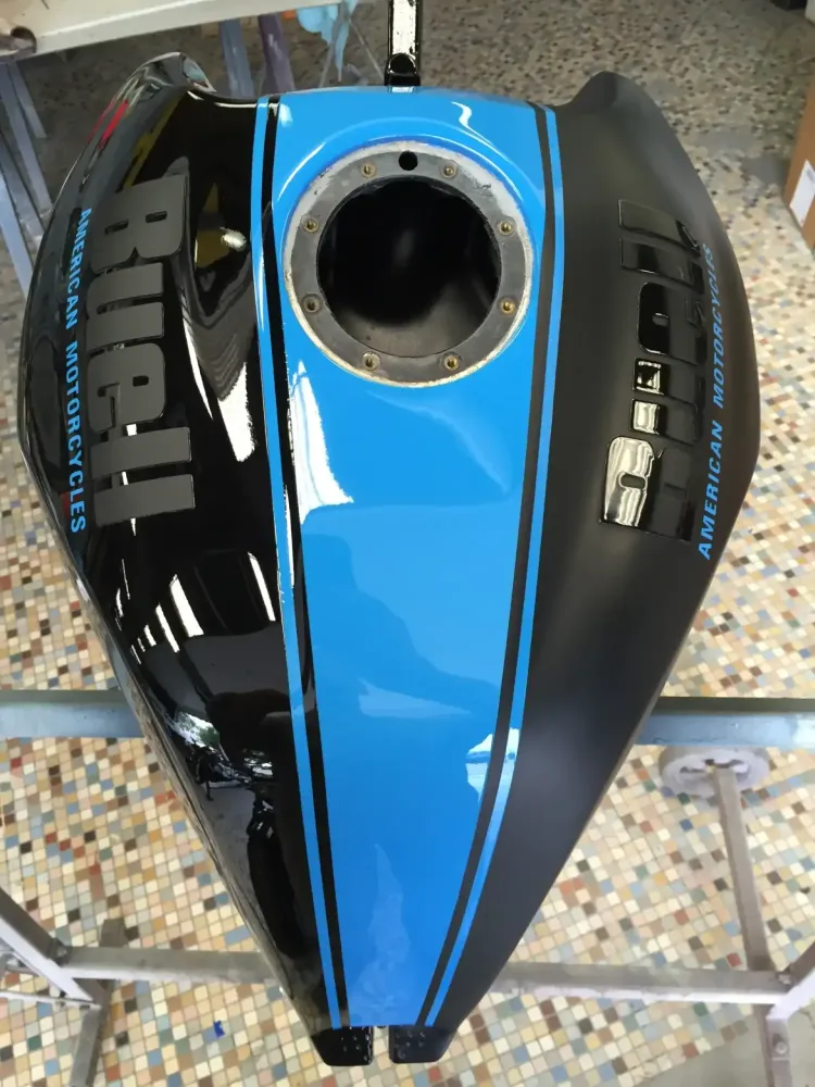 Buell – Peinture atypique mat & brillant (Nantes 44) (9)