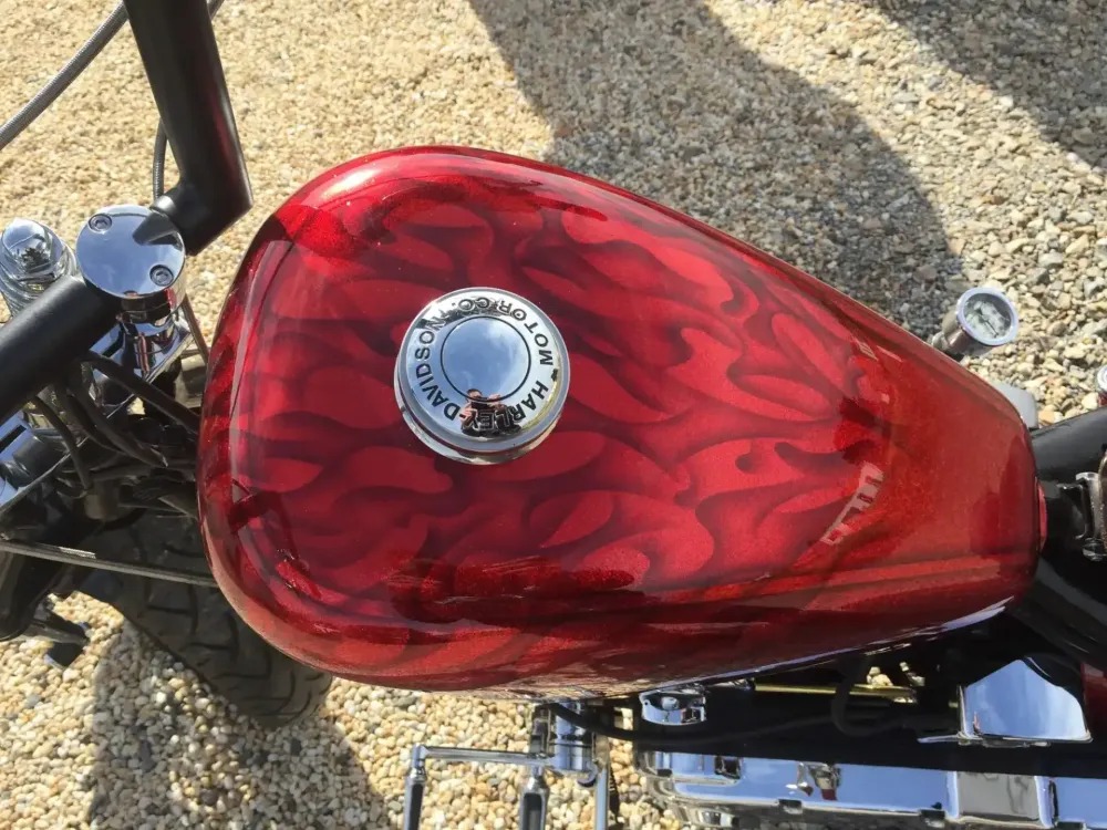 Harley – Metal flakes Candy Red, flammes True Fire (4)