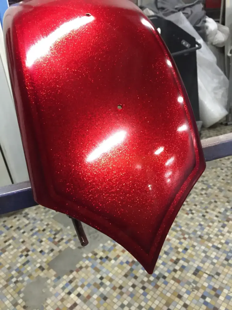 Harley – Metal flakes Candy Red, flammes True Fire (18)