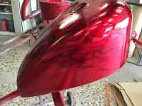 Harley – Metal flakes Candy Red, flammes True Fire (19)