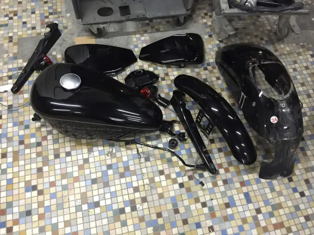 Harley – Skull white & black mat (Nantes 44) (9)