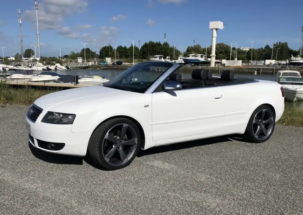 AUDI A4 CABRIOLET Réparation, changement d'aile arrière gauche , puis préparation complète pour changement de couleur en blanc opaque audi (15)