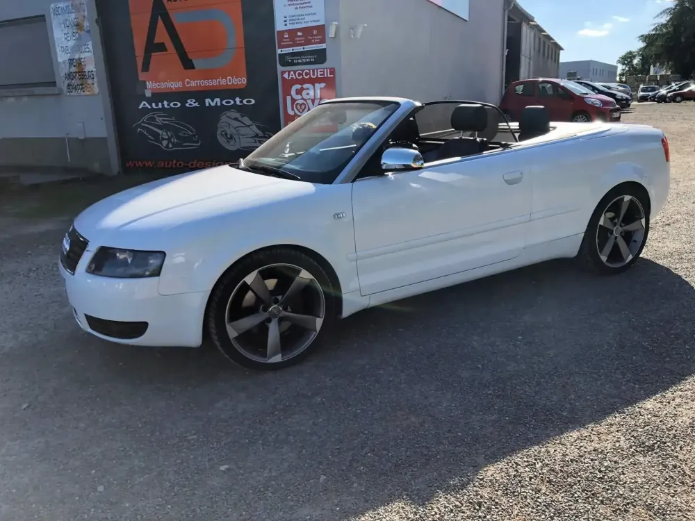 AUDI A4 CABRIOLET Réparation, changement d'aile arrière gauche , puis préparation complète pour changement de couleur en blanc opaque audi (17)