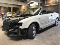 AUDI A4 CABRIOLET Réparation, changement d'aile arrière gauche , puis préparation complète pour changement de couleur en blanc opaque audi (20)