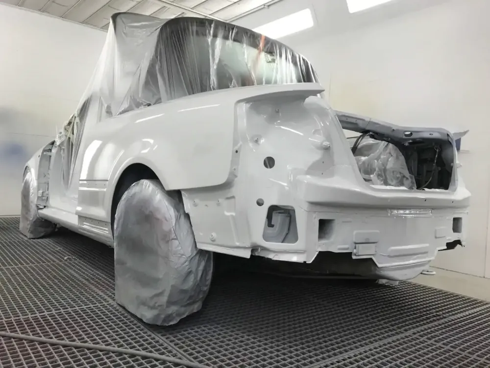 AUDI A4 CABRIOLET Réparation, changement d'aile arrière gauche , puis préparation complète pour changement de couleur en blanc opaque audi (26)