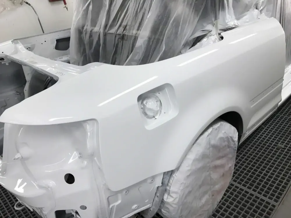 AUDI A4 CABRIOLET Réparation, changement d'aile arrière gauche , puis préparation complète pour changement de couleur en blanc opaque audi (27)