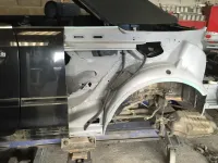 AUDI A4 CABRIOLET Réparation, changement d'aile arrière gauche , puis préparation complète pour changement de couleur en blanc opaque audi (43)