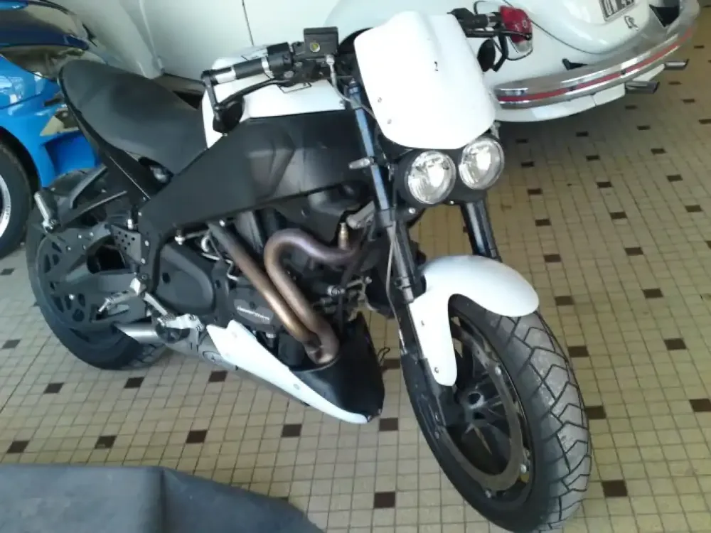 Buell peinture moto déco (2)