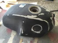 BMW Café Racer – Peinture réservoir, déco strip (Nantes 44) (12)