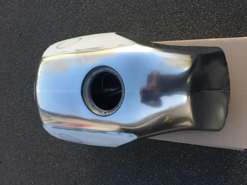 BMW Café Racer – Réservoir alu poly & déco (Nantes 44) (7)