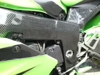 ZX7R châssis carbone fibre (18)