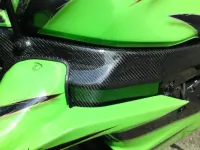 ZX7R châssis carbone fibre (5)