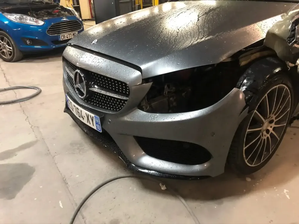 Coupé Mercedes C250 AMG – Peinture complète mate (8)