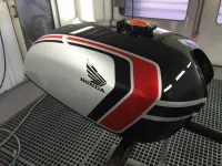 Honda Café Racer – Redressage réservoir & déco (20)