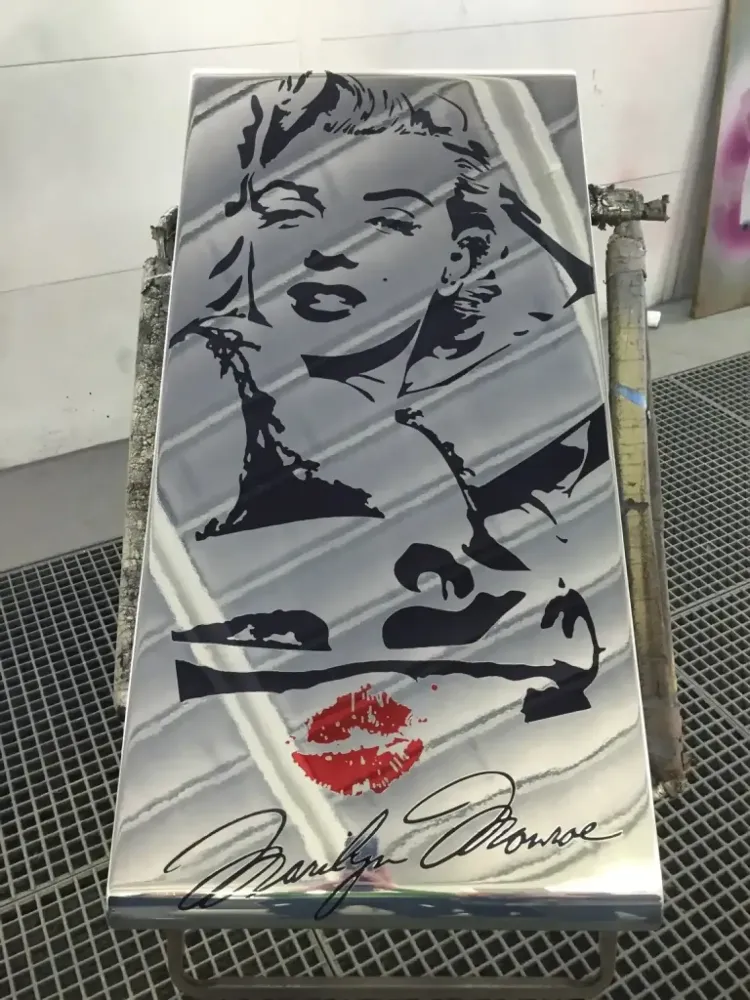 Table basse Marilyn Monroe – Chrome couleur (44)-4