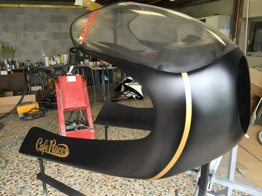 Honda Bol d’Or – Café Racer noir mat & or (11)