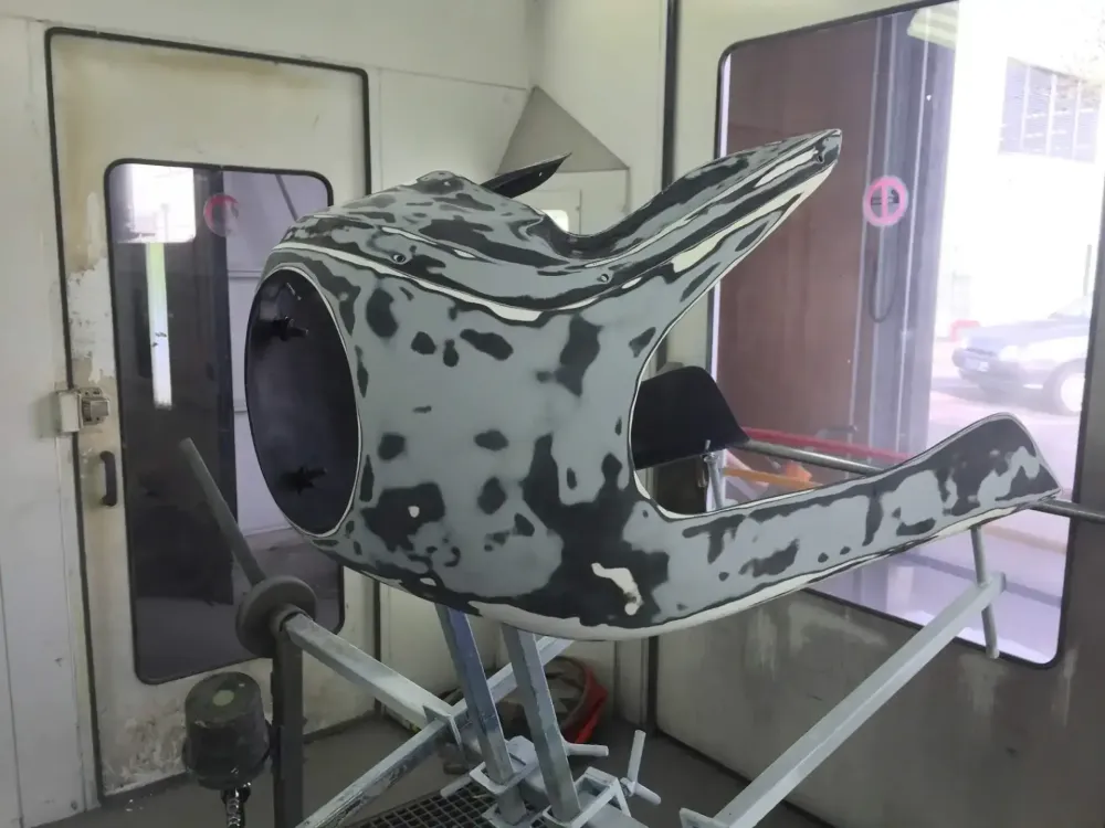 Honda Bol d’Or – Café Racer noir mat & or (16)