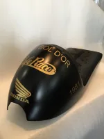 Honda Bol d’Or – Café Racer noir mat & or (17)