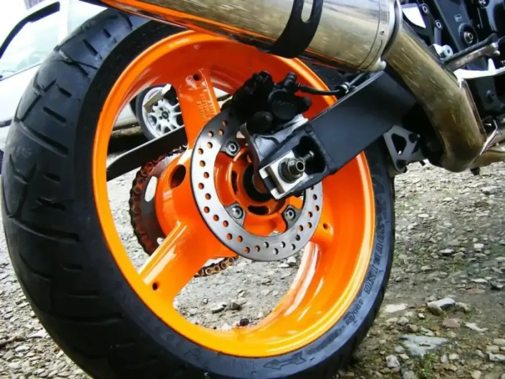 Triumph _speed four_ Peinture jantes