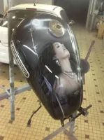 Harley Davidson 1200 Sport Low – Aérographie personnalisée (Nantes 44) (11)