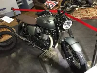 Triumph Bonneville – Peinture moto (Nantes 44) (1)