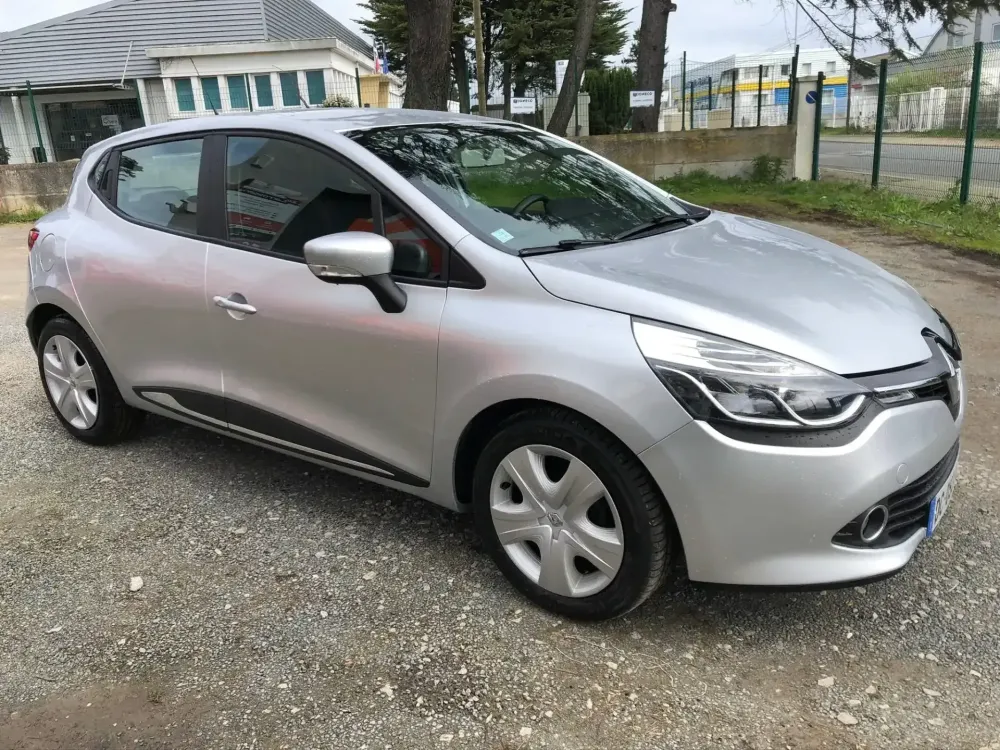 Clio IV dCi 90 cv – À vendre (3)