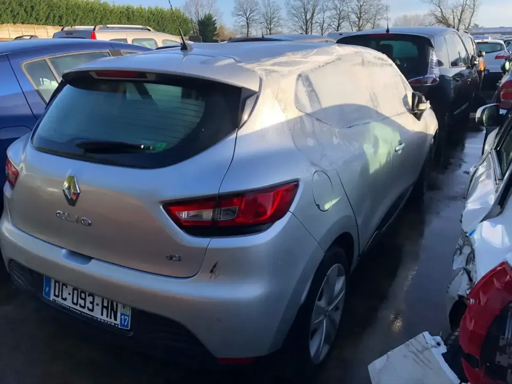 Clio IV dCi 90 cv – À vendre (6)