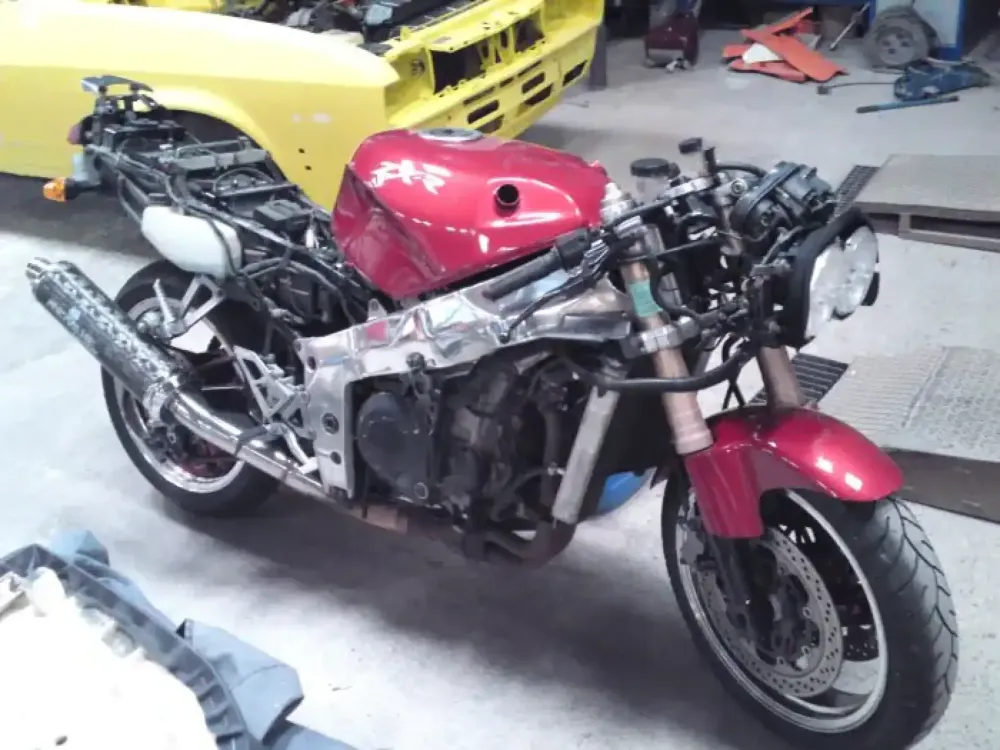 ZXR 750 Préparation et décoration d'origine (1)