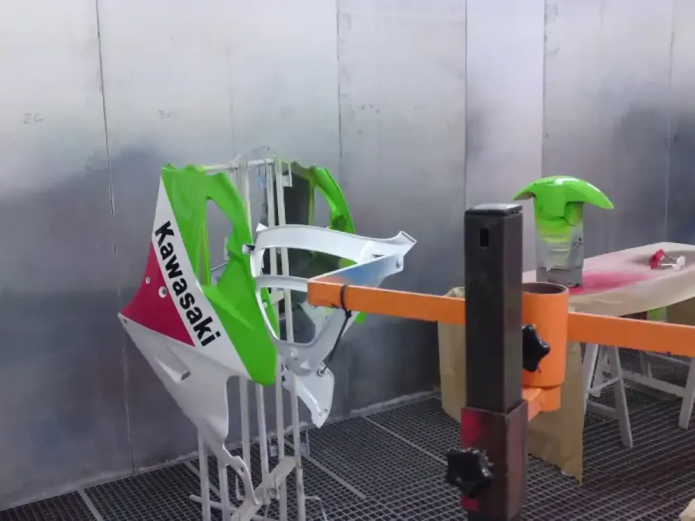 ZXR 750 Préparation et décoration d'origine (17)