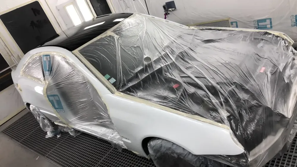 Coupé Mercedes C220 – Changement de couleur