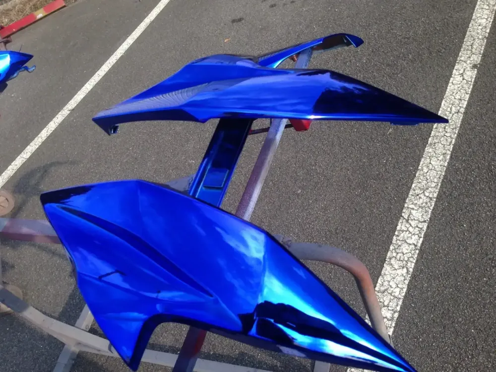 Kawasaki Z800 – Peinture chrome bleu (Saint-Herblain 44)-6