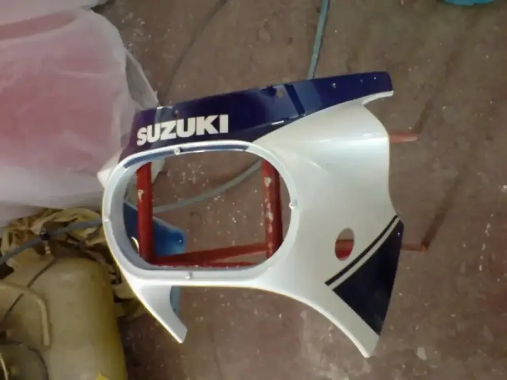Suzuki GSXR 1100 – Peinture moto personnalisée (3)