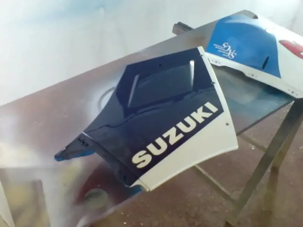 Suzuki GSXR 1100 – Peinture moto personnalisée (2)