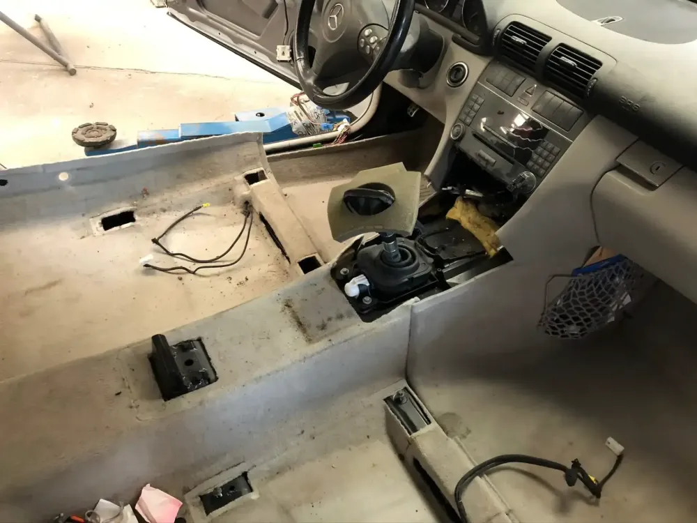 Coupé Mercedes C220 – Changement de couleur (12)