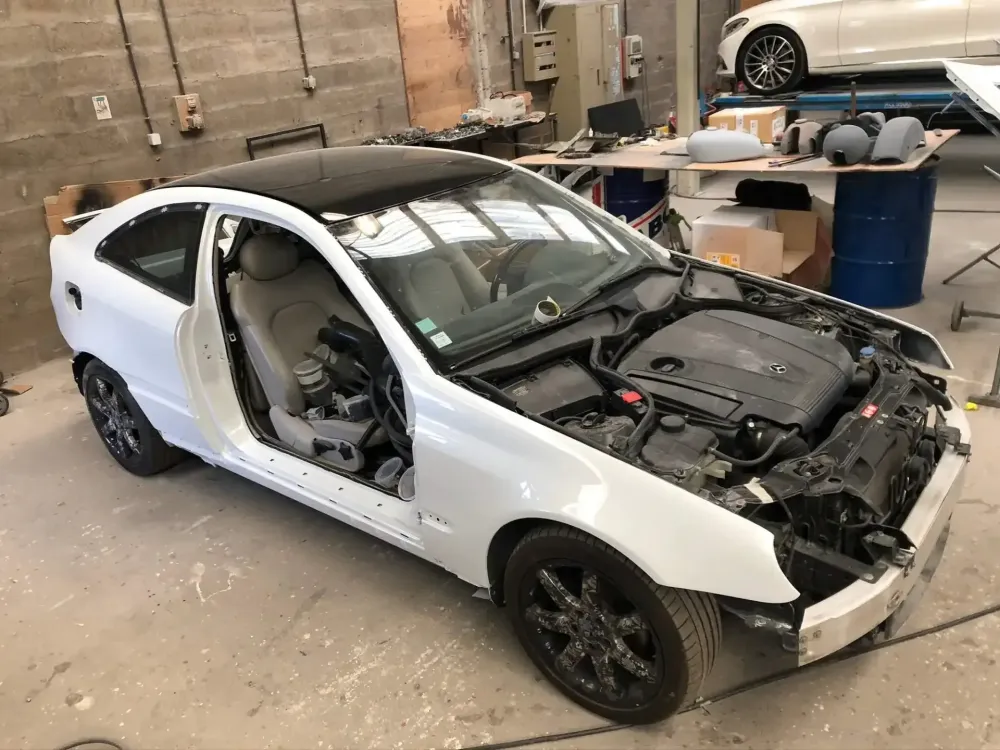 Coupé Mercedes C220 – Changement de couleur (19)