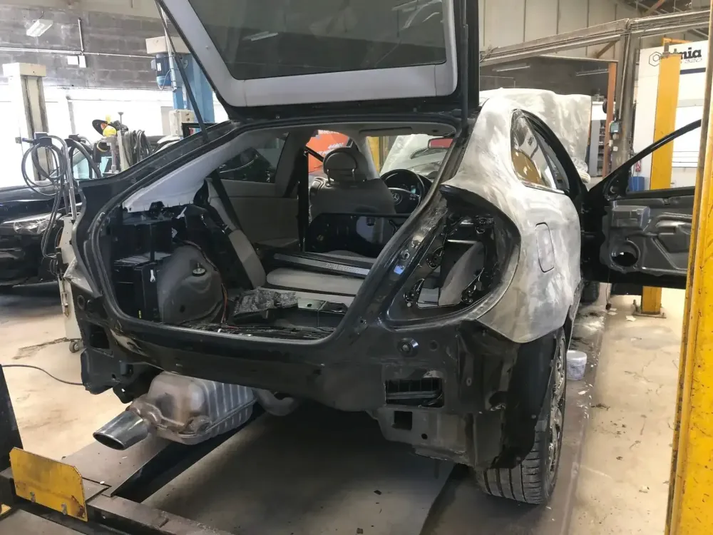 Coupé Mercedes C220 – Changement de couleur (22)