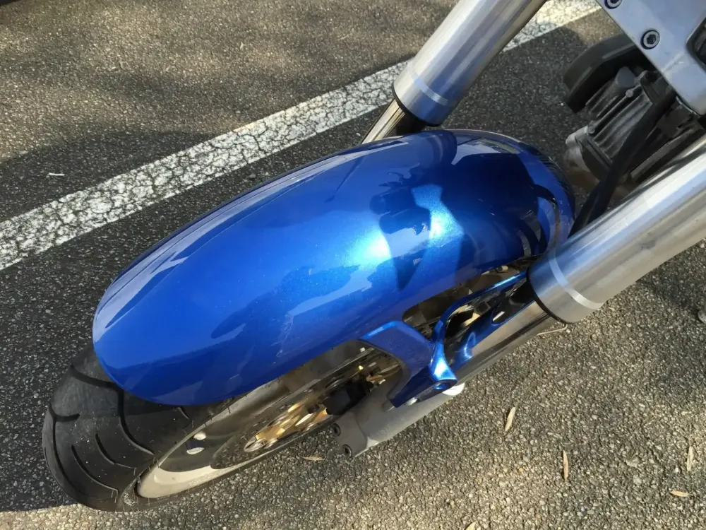 Ducati – Redressage réservoir et peinture moto (52)