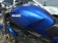 Ducati – Redressage réservoir et peinture moto (46)