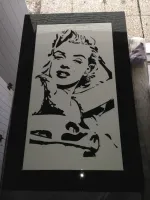 Table basse Marilyn Monroe – Noir & blanc (56)